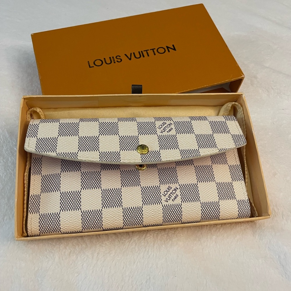 Louis Vuitton | Wallet
